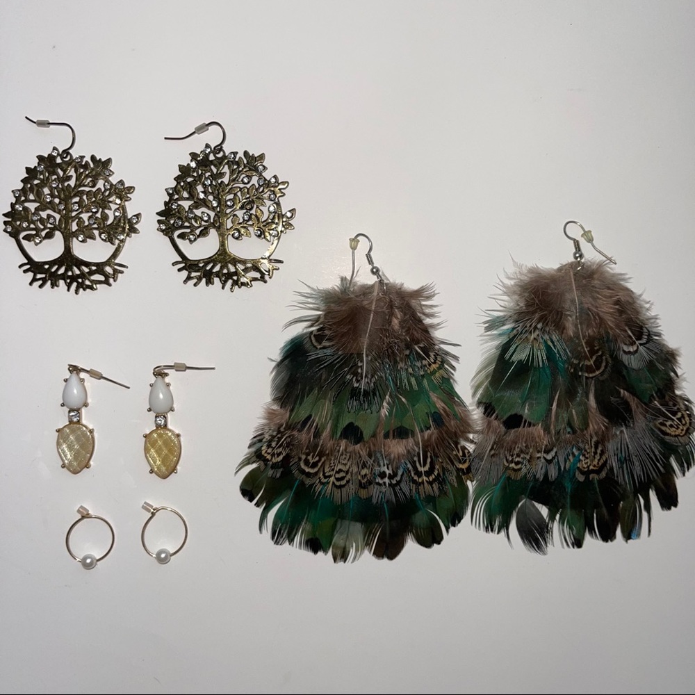Jewelry And Accessories Variety Bundle - Picture 3 of 9